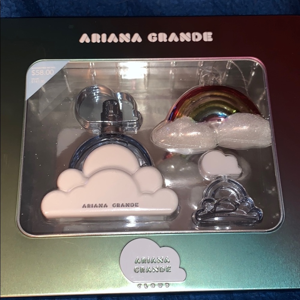 Ariana Grande Cloud Bundle